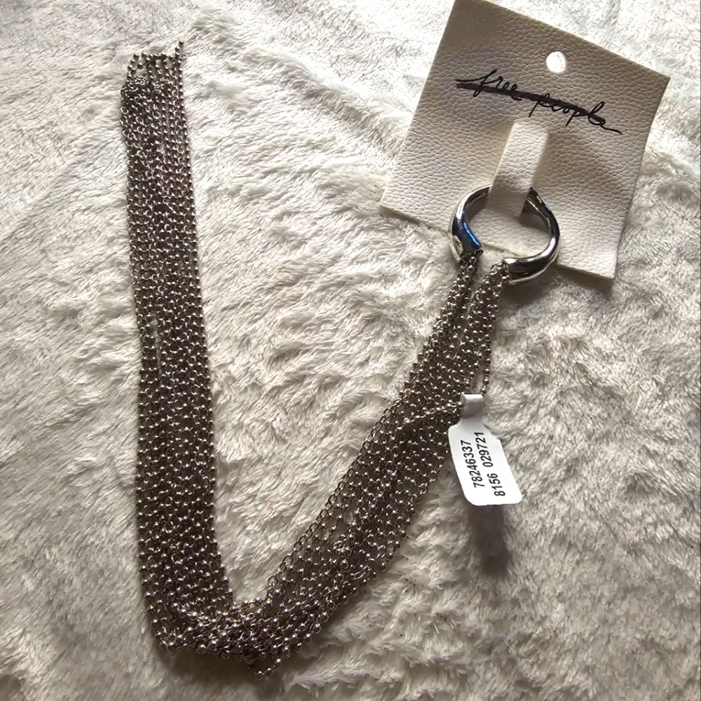NWT FREE PEOPLE HAIR ACCESSORIE SILVERSTONE WITH  LONG STANDS OF CHAIN